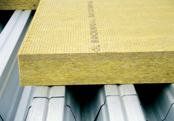 Покривна каменна вата Rockwool Monrock Max E
